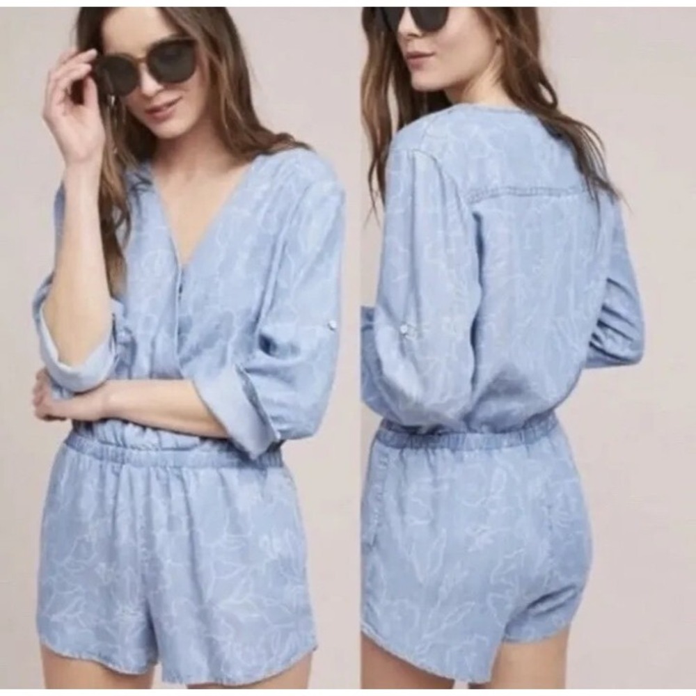 Anthropologie Cloth & Stone 100% Tencel Chambray Romper Blue White M A005273
